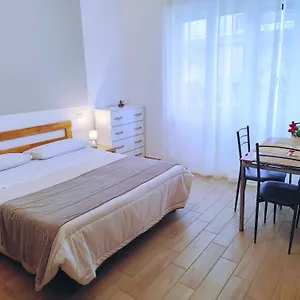 Nocleg ze śniadaniem Vento Aureo, Milazzo